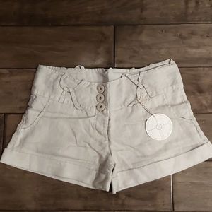 Bellarana linen light beige cream color shorts size 27 NWT